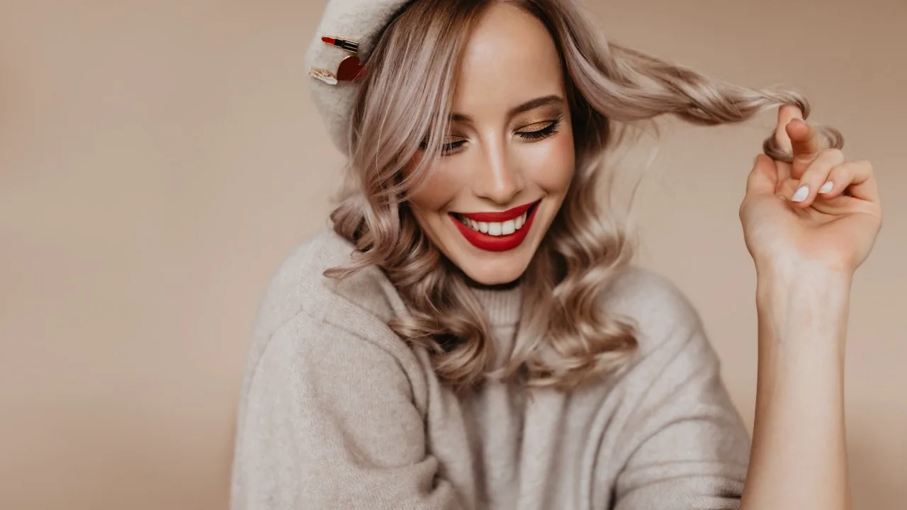 Brushing wavy : comment le réussir avec une brosse soufflante ?